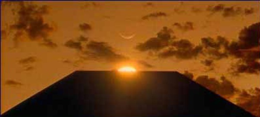 2001_monolith.jpg (29146 bytes)